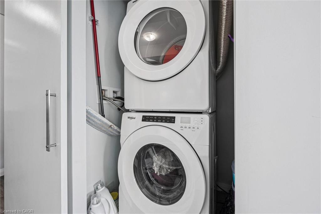 416-108 Garment Street, Kitchener, ON - Indoor Photo Showing Laundry Room