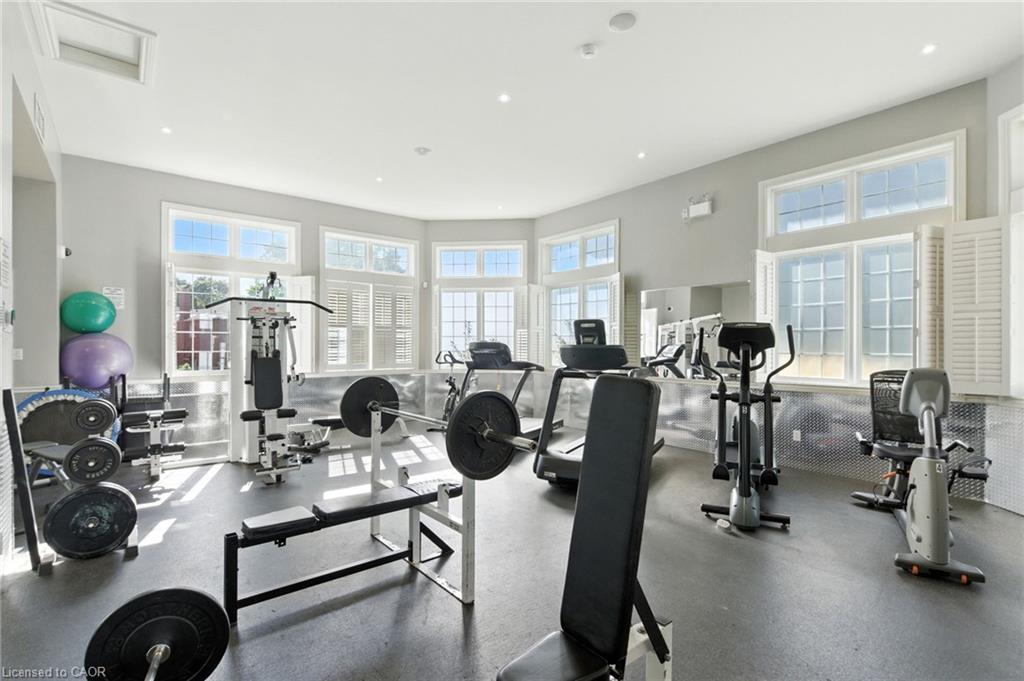 305-1490 Bishops Gate, Oakville, ON - Indoor Photo Showing Gym Room