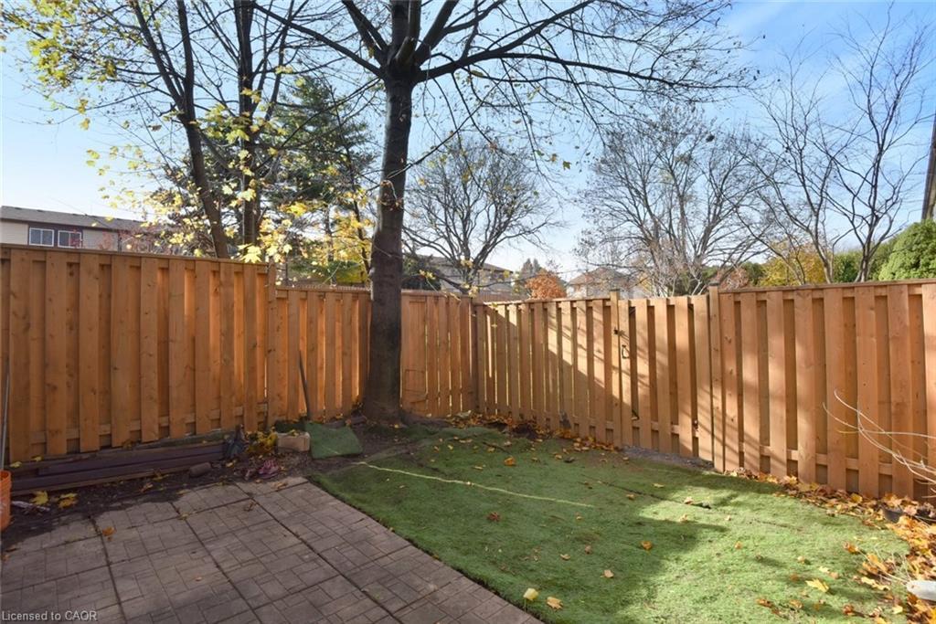 30A-1564 Garth Street, Hamilton, ON - Outdoor