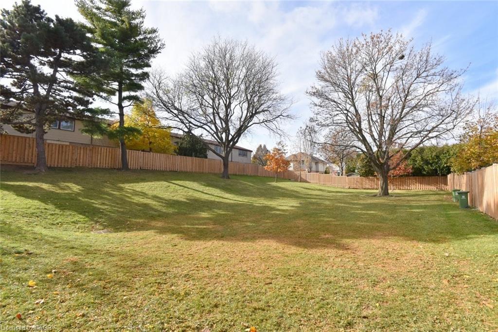 30A-1564 Garth Street, Hamilton, ON - Outdoor