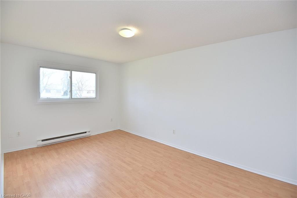 30A-1564 Garth Street, Hamilton, ON - Indoor Photo Showing Other Room