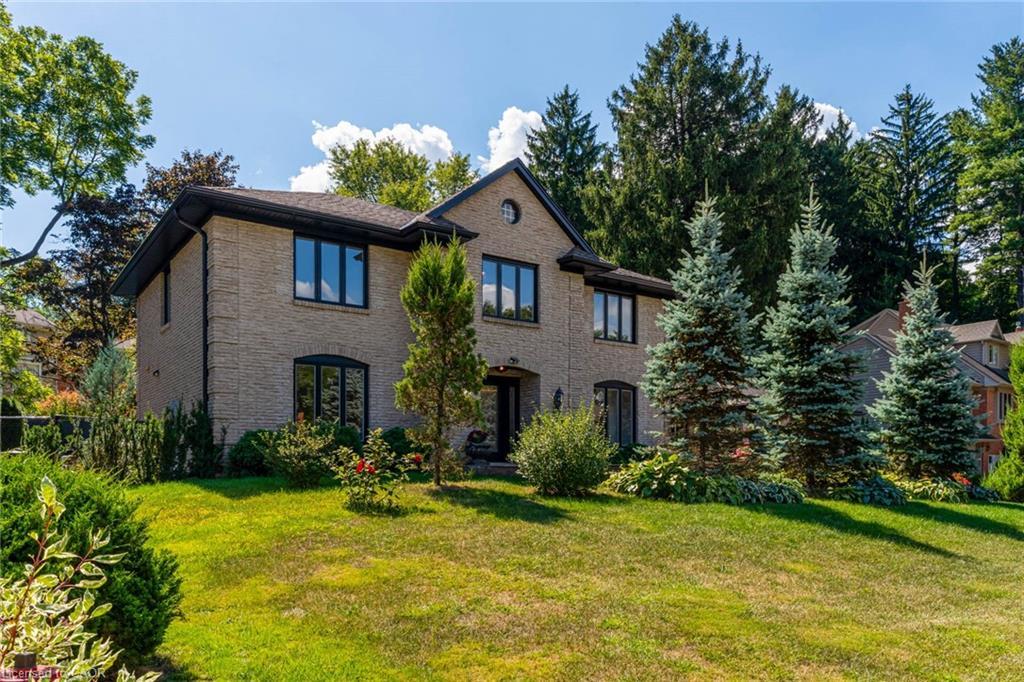 28 Stonegate Drive, Hamilton, ON - Outdoor