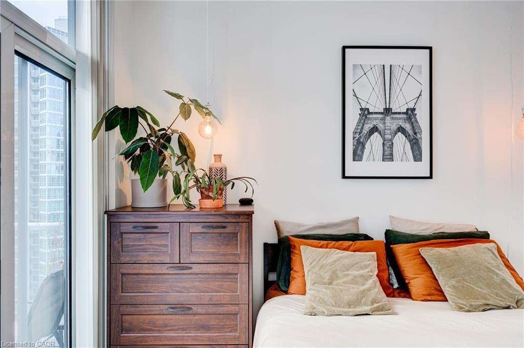 2305-352 Front Street, Toronto, ON - Indoor Photo Showing Bedroom