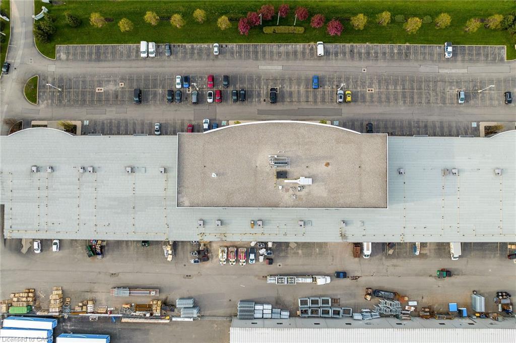 221-1100 South Service Road, Hamilton, ON