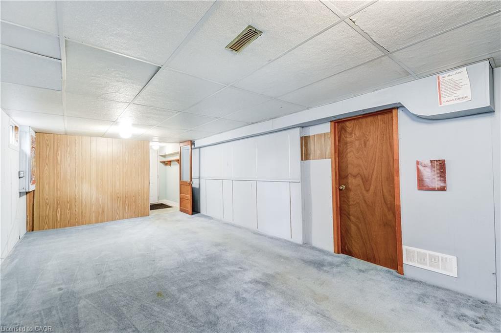 1324 Consort Crescent, Burlington, ON - Indoor