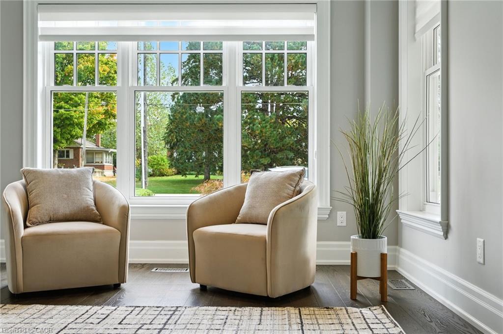 391 Patricia Drive, Burlington, ON - Indoor