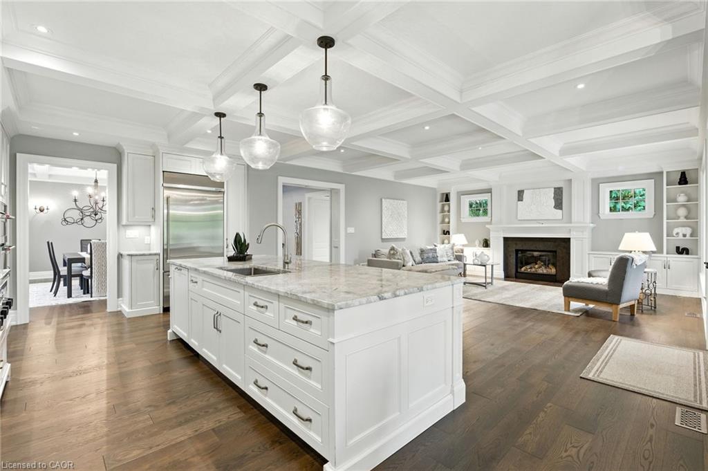 391 Patricia Drive, Burlington, ON - Indoor With Fireplace