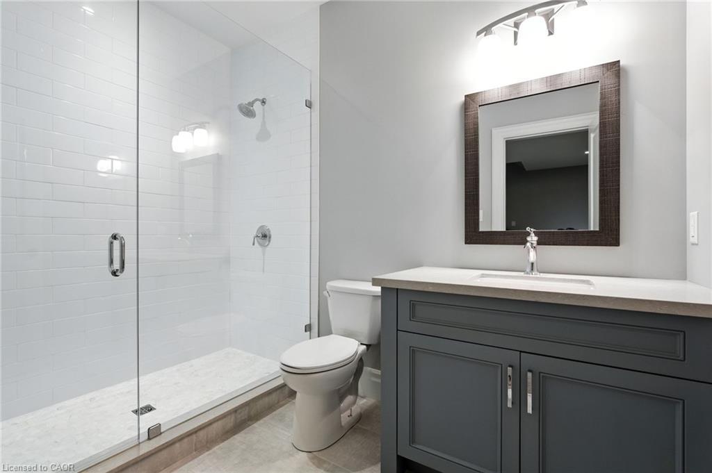 391 Patricia Drive, Burlington, ON - Indoor Photo Showing Bathroom
