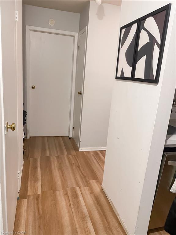 116-130 Conway Drive, London, ON - Indoor Photo Showing Other Room