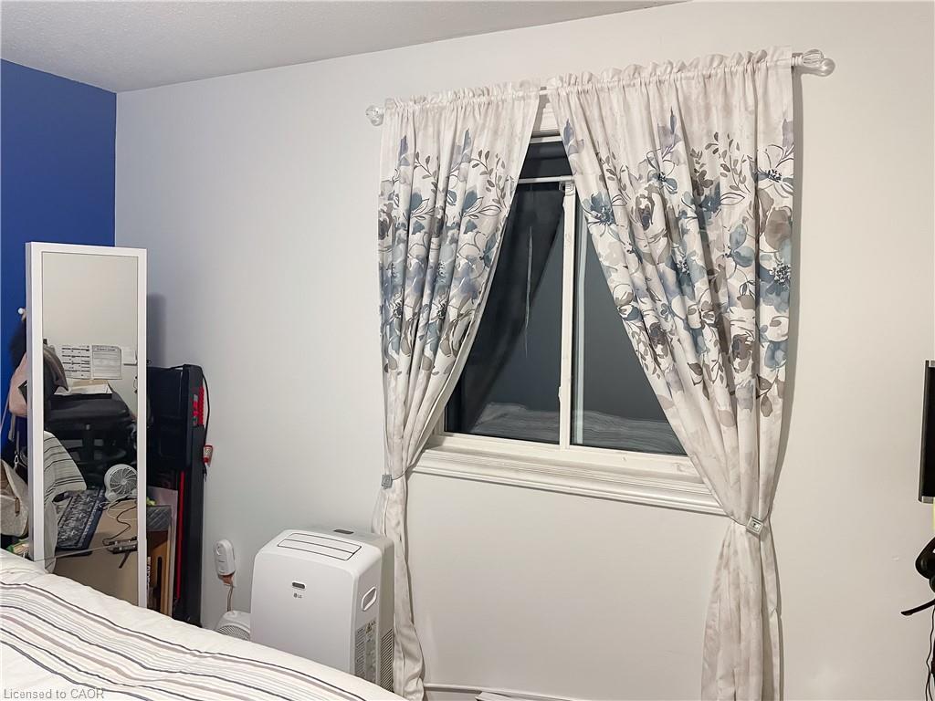 116-130 Conway Drive, London, ON - Indoor Photo Showing Bedroom