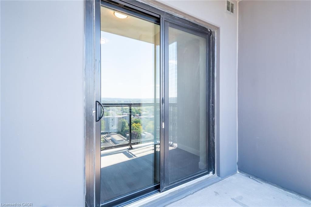 1503-15 Queen Street S, Hamilton, ON - With Balcony With Exterior