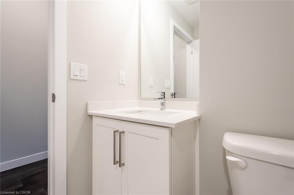 1503-15 Queen Street S, Hamilton, ON - Indoor Photo Showing Bathroom