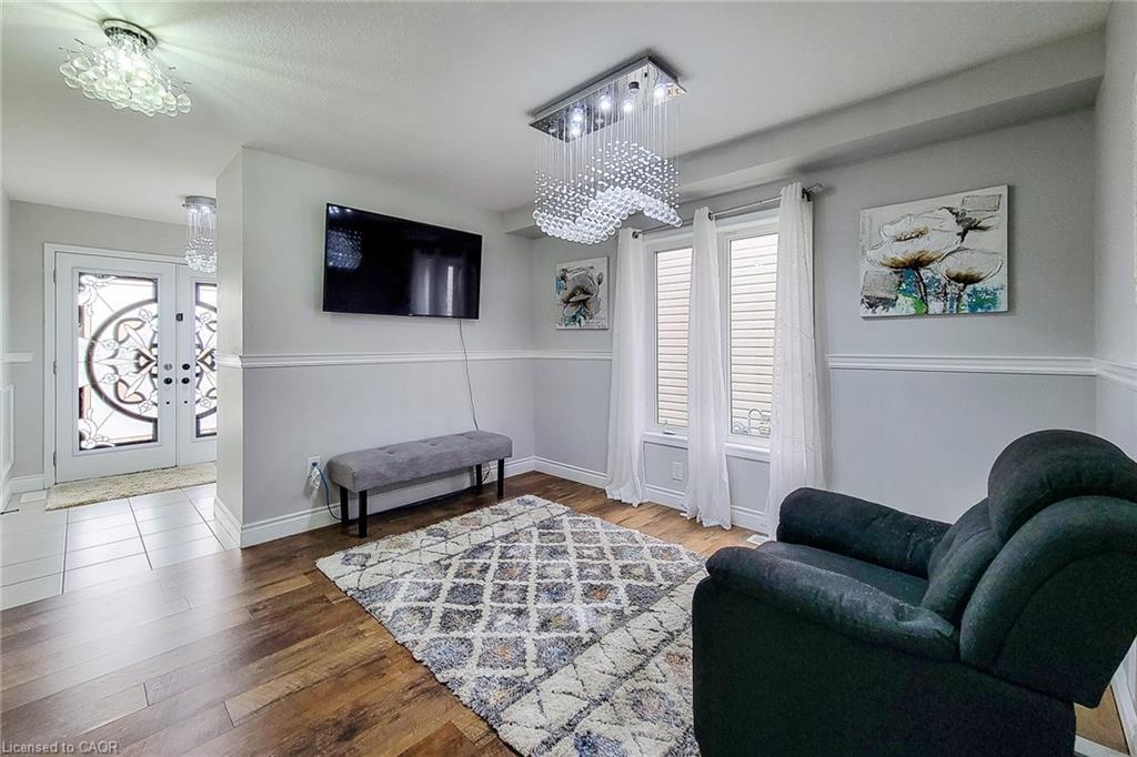76 Mcallistar Drive, Binbrook, ON - Indoor Photo Showing Living Room