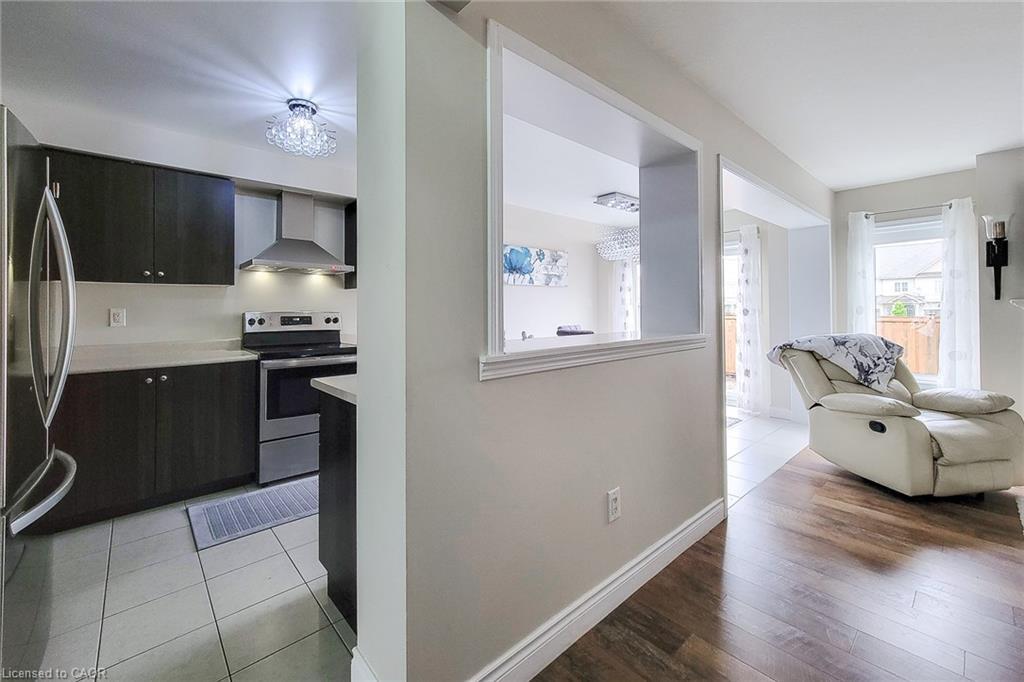 76 Mcallistar Drive, Binbrook, ON - Indoor