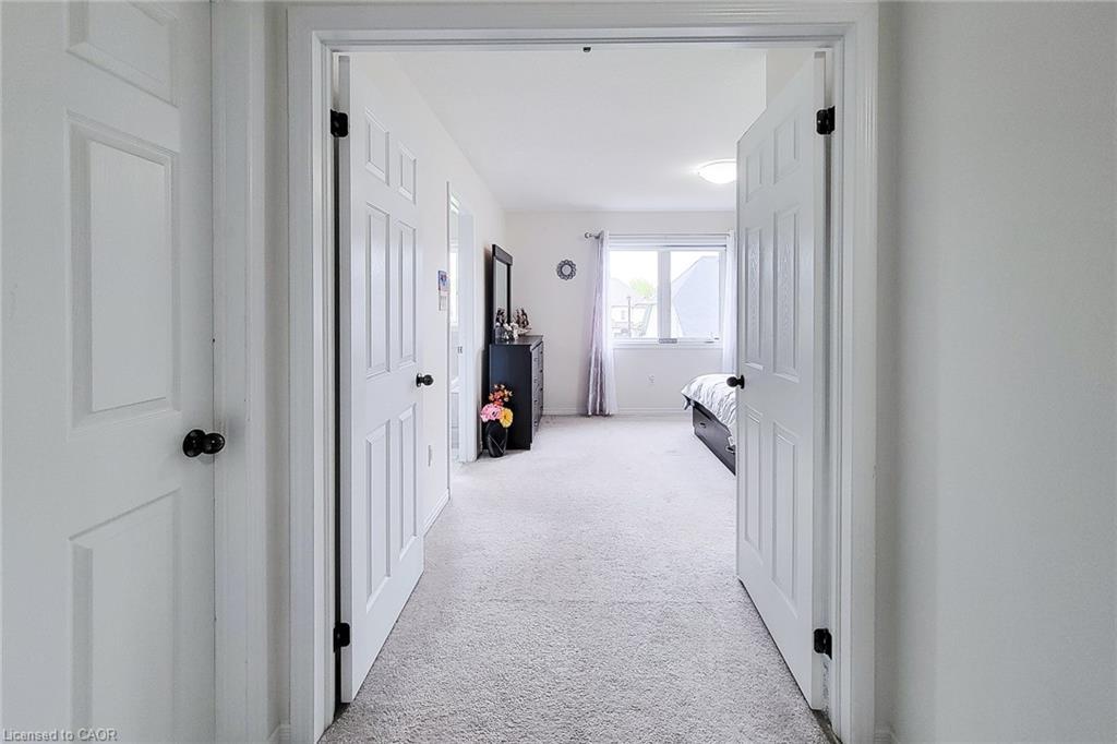 76 Mcallistar Drive, Binbrook, ON - Indoor Photo Showing Other Room