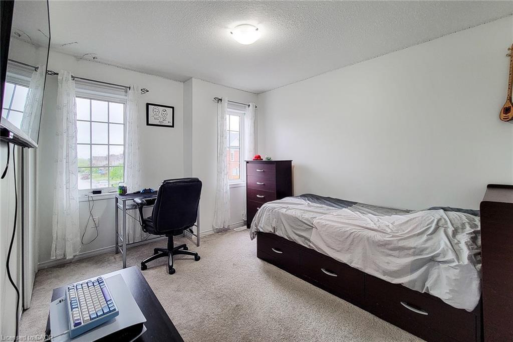 76 Mcallistar Drive, Binbrook, ON - Indoor Photo Showing Bedroom