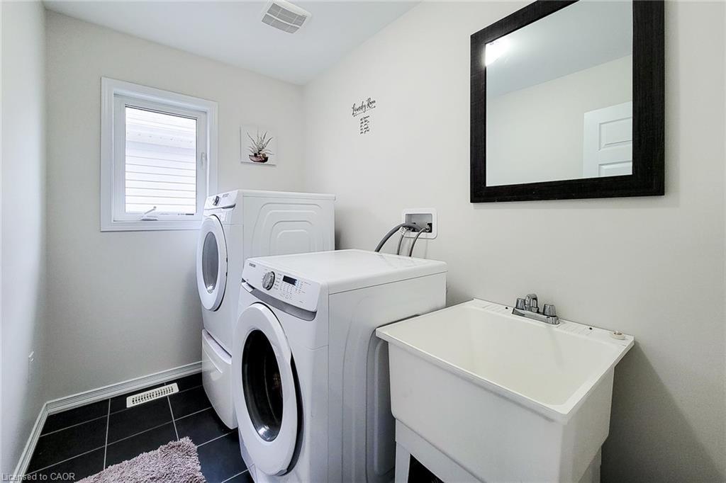 76 Mcallistar Drive, Binbrook, ON - Indoor Photo Showing Laundry Room