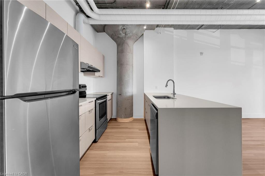 221-120 Huron Street, Guelph, ON - Indoor Photo Showing Kitchen With Upgraded Kitchen