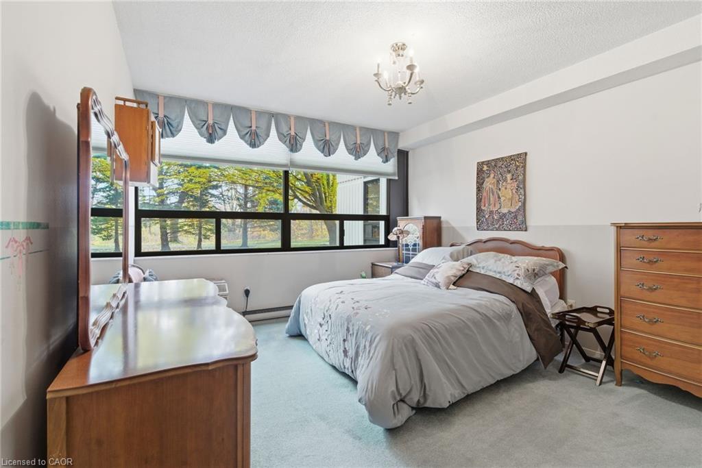 101-190 Highway 20 W, Pelham, ON - Indoor Photo Showing Bedroom