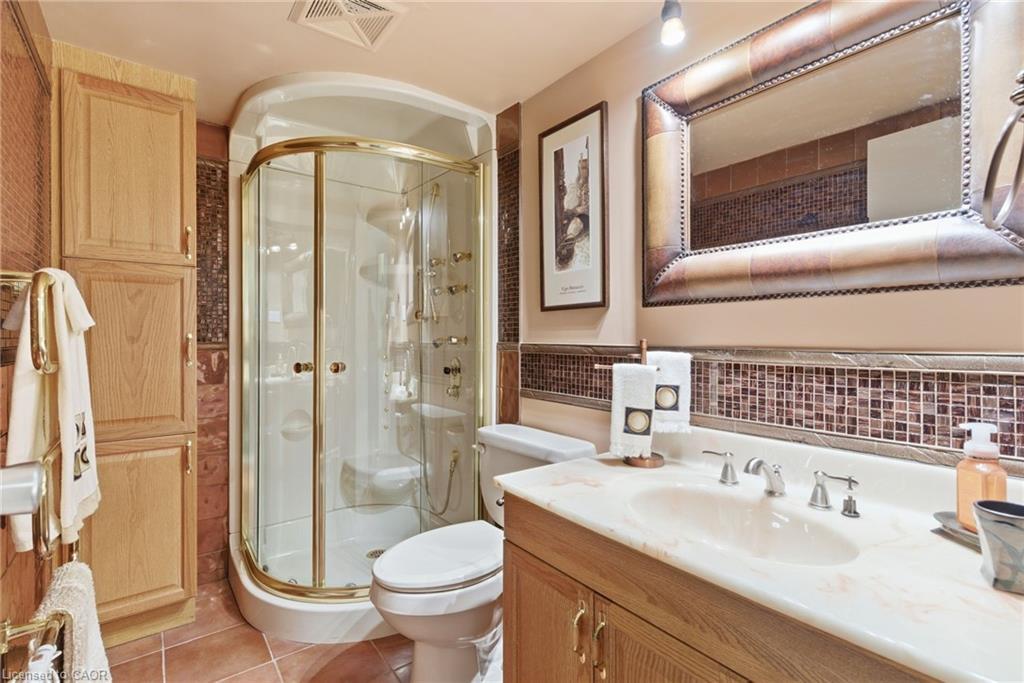 101-190 Highway 20 W, Pelham, ON - Indoor Photo Showing Bathroom