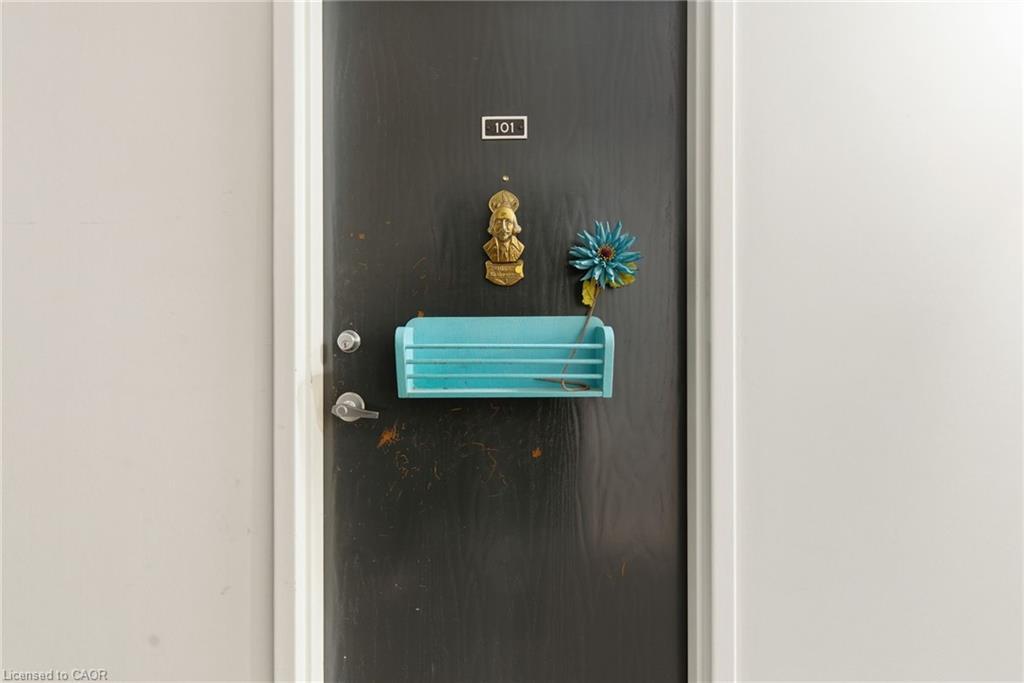 101-190 Highway 20 W, Pelham, ON - Indoor Photo Showing Other Room