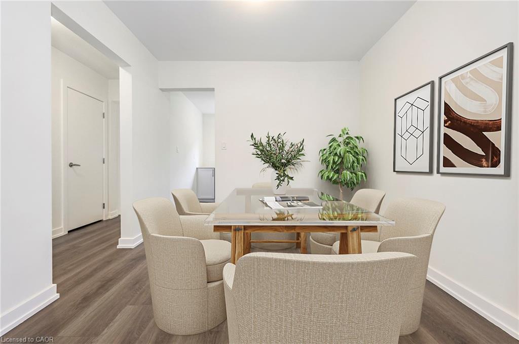 59 Woodman Drive, Hamilton, ON - Indoor Photo Showing Dining Room