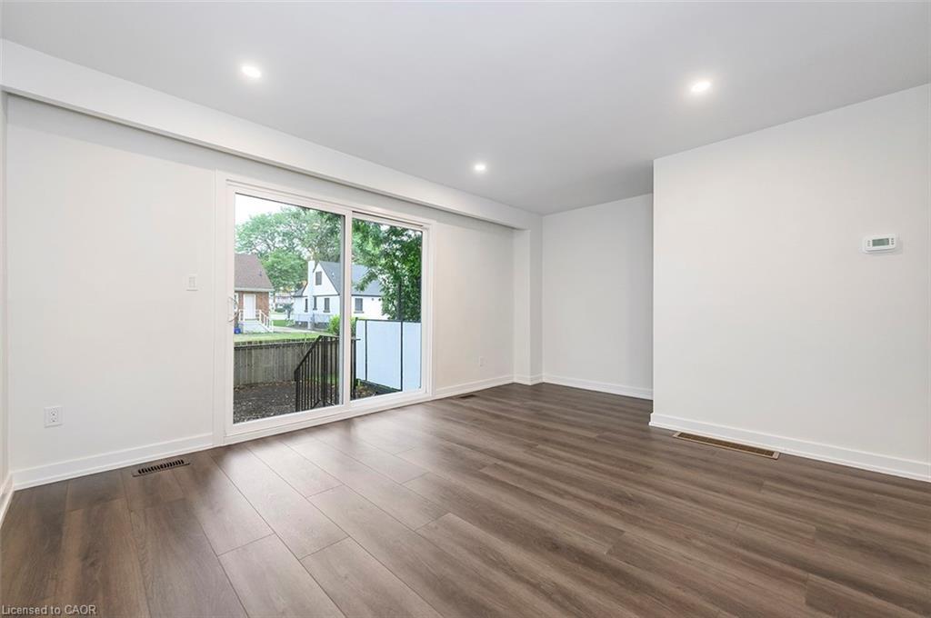 59 Woodman Drive, Hamilton, ON - Indoor