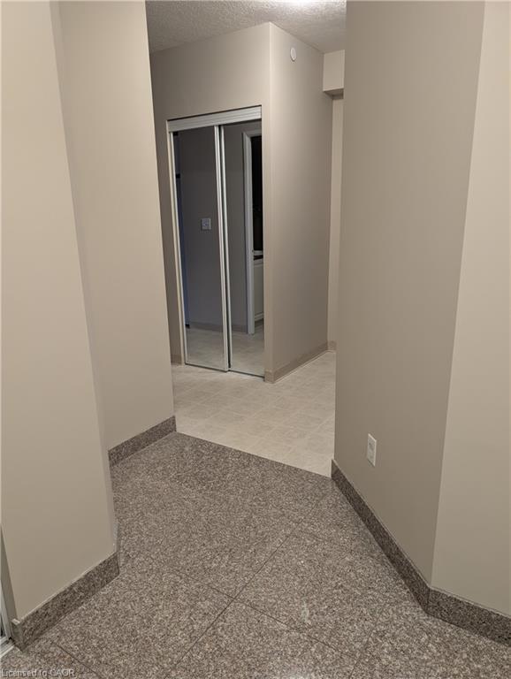 611-239 Auburn Drive, Waterloo, ON - Indoor Photo Showing Other Room