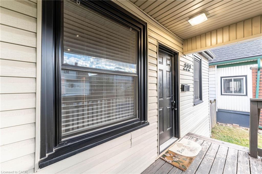 222 Kensington Avenue N, Hamilton, ON - Outdoor With Deck Patio Veranda With Exterior
