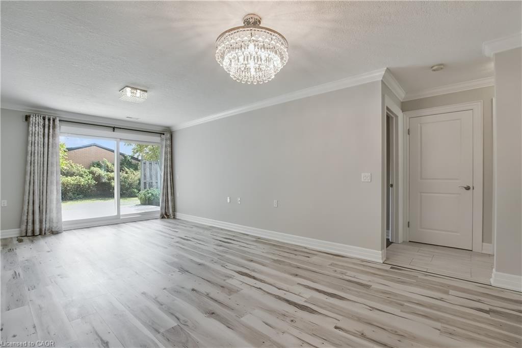 47 Szollosy Circle, Hamilton, ON - Indoor