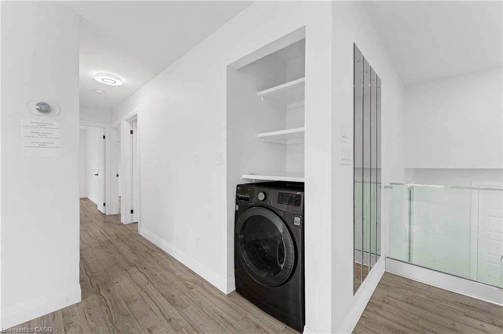 511 Gauthier Drive, Tecumseh, ON - Indoor Photo Showing Laundry Room