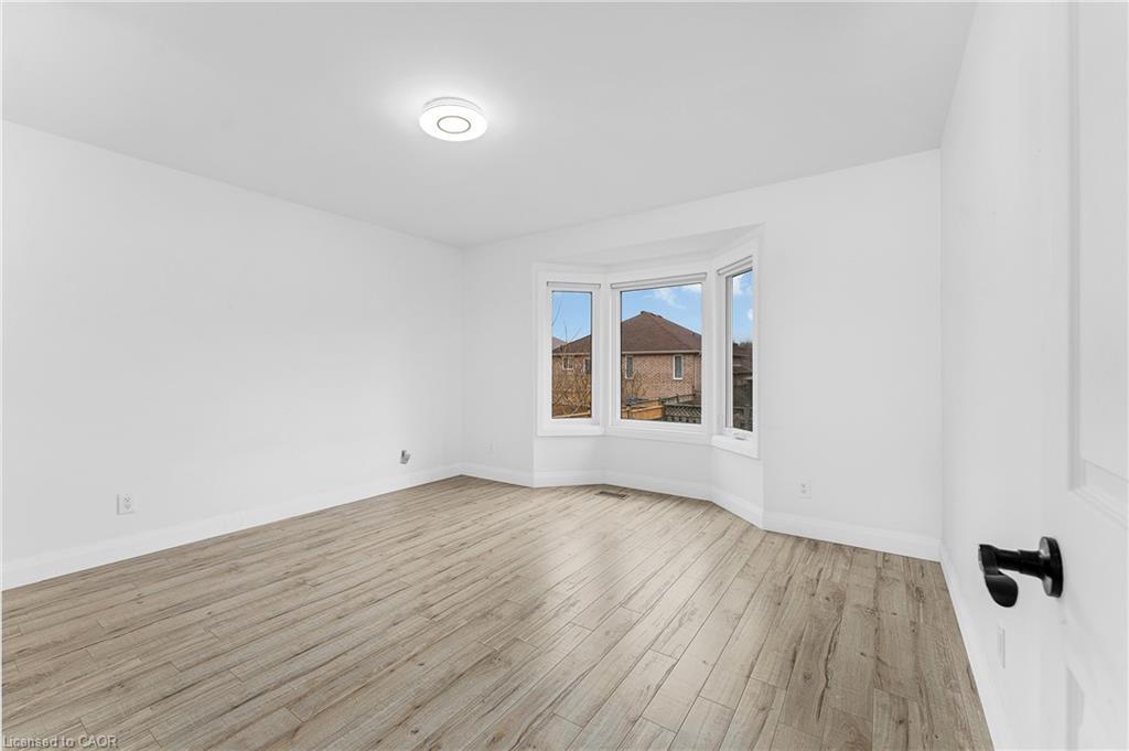 511 Gauthier Drive, Tecumseh, ON - Indoor Photo Showing Other Room