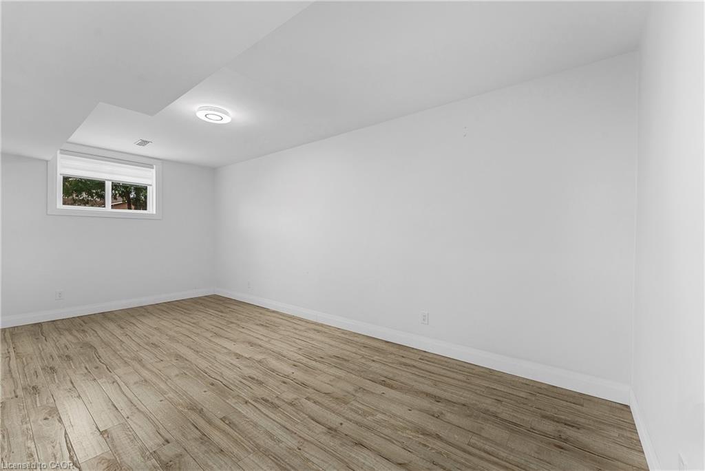 511 Gauthier Drive, Tecumseh, ON - Indoor Photo Showing Other Room