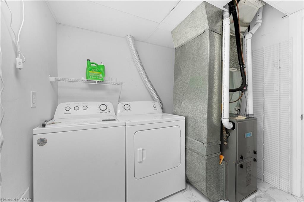 511 Gauthier Drive, Tecumseh, ON - Indoor Photo Showing Laundry Room