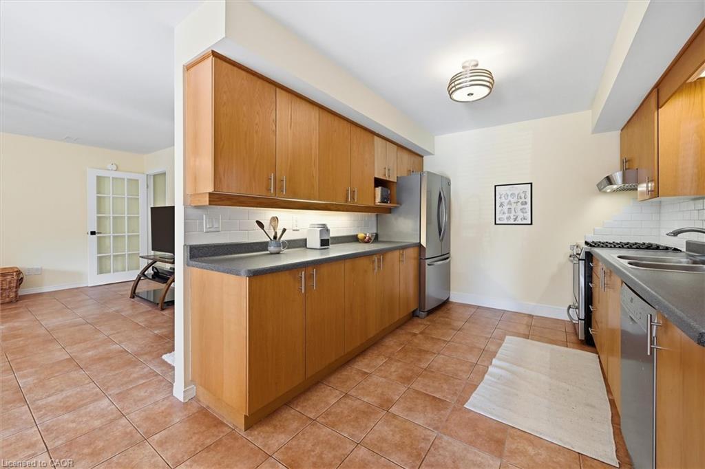21 Arden Avenue, Hamilton, ON - Indoor Photo Showing Kitchen With Double Sink