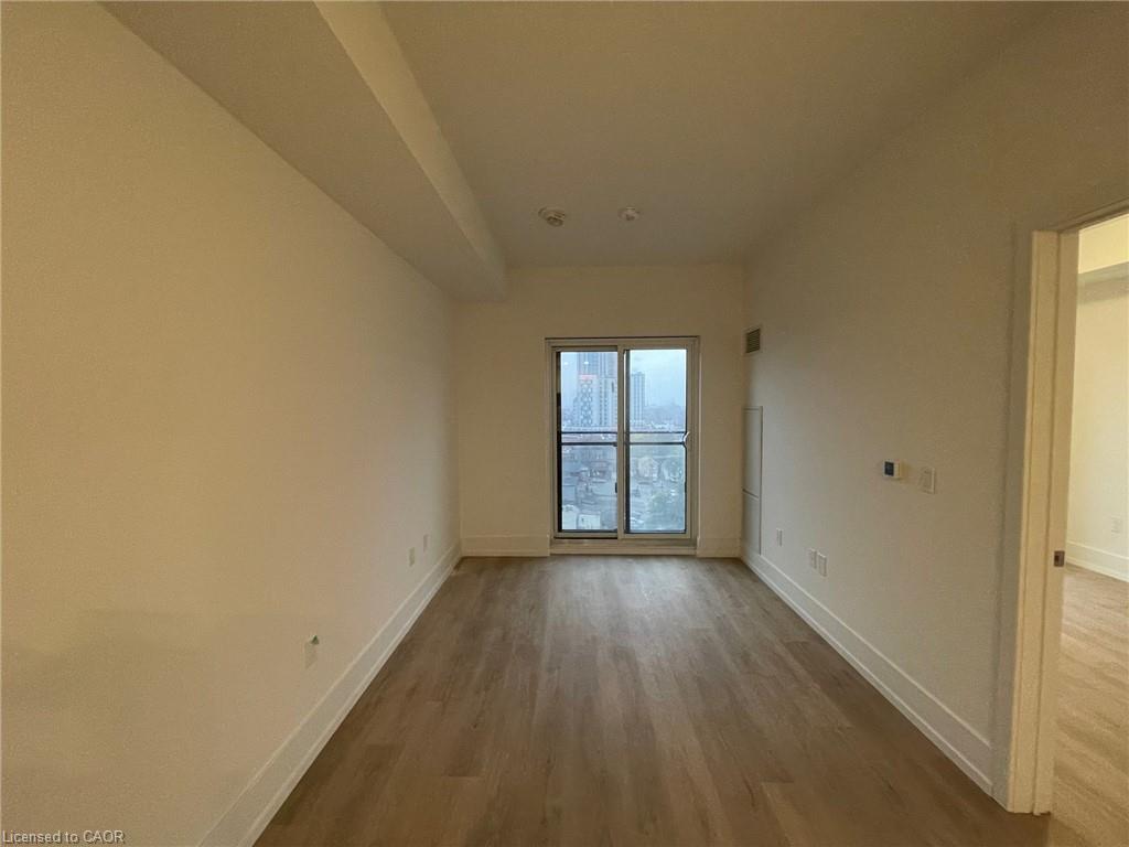 904-206 King Street W, Hamilton, ON - Indoor Photo Showing Other Room