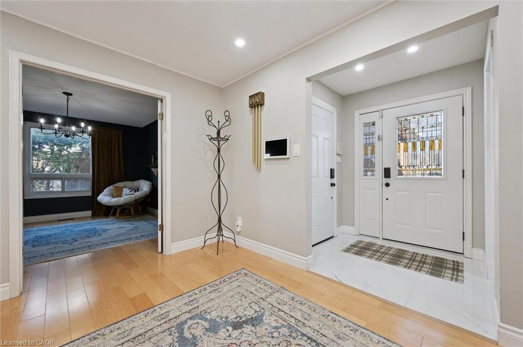 424 Clairbrook Crescent, Waterloo, ON - Indoor Photo Showing Other Room