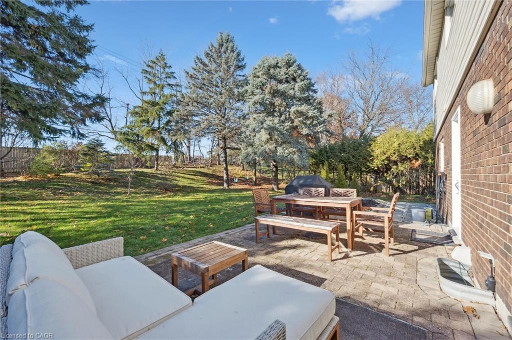424 Clairbrook Crescent, Waterloo, ON - Outdoor