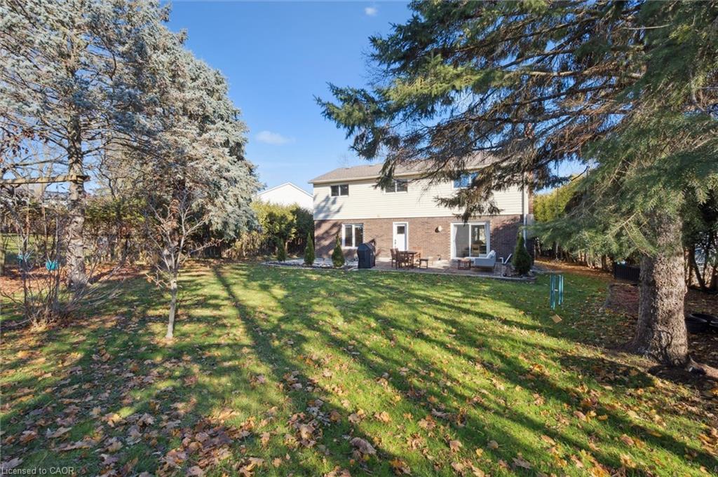 424 Clairbrook Crescent, Waterloo, ON - Outdoor