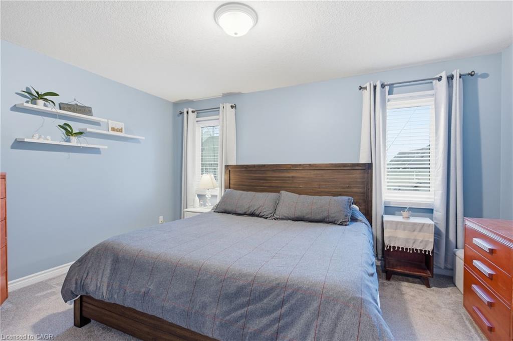 37-10 Foxglove Crescent, Kitchener, ON - Indoor Photo Showing Bedroom