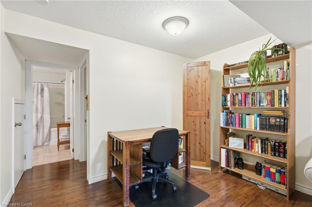 37-10 Foxglove Crescent, Kitchener, ON - Indoor Photo Showing Office
