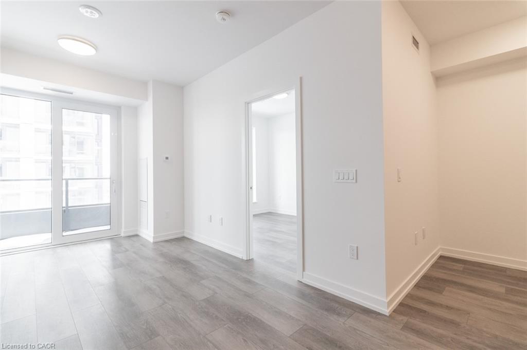 601-15 Wellington Street S, Kitchener, ON - Indoor Photo Showing Other Room