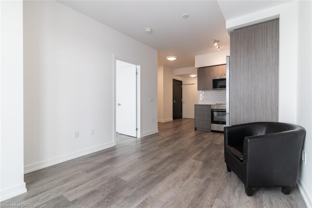 601-15 Wellington Street S, Kitchener, ON - Indoor