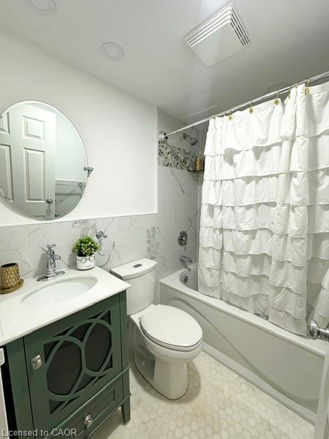 102-50 Hilda Avenue, Hamilton, ON - Indoor Photo Showing Bathroom