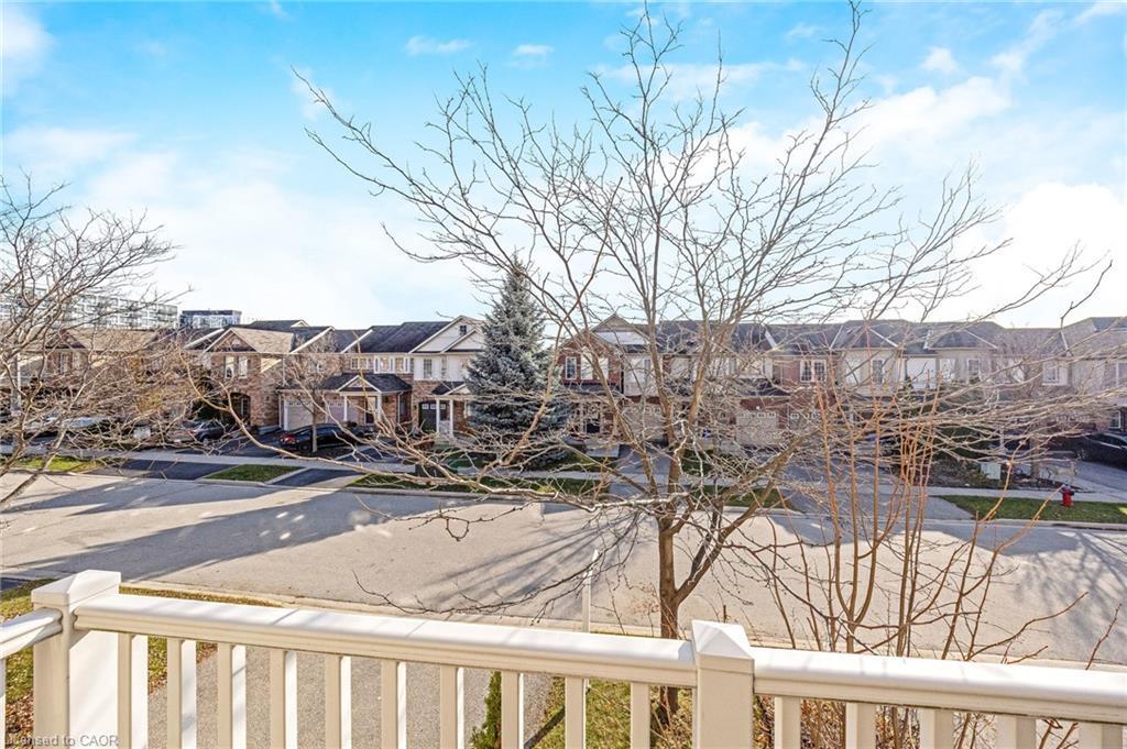 3187 Stornoway Circle, Oakville, ON - Outdoor