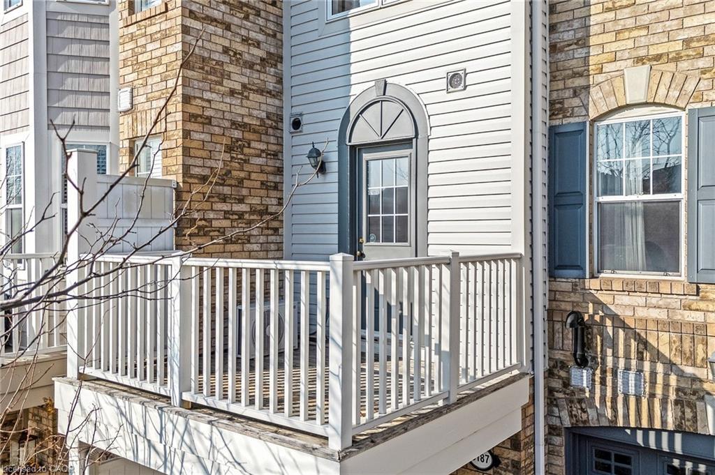 3187 Stornoway Circle, Oakville, ON - Outdoor
