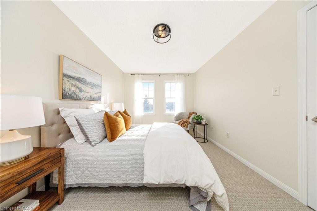 3187 Stornoway Circle, Oakville, ON - Indoor Photo Showing Bedroom