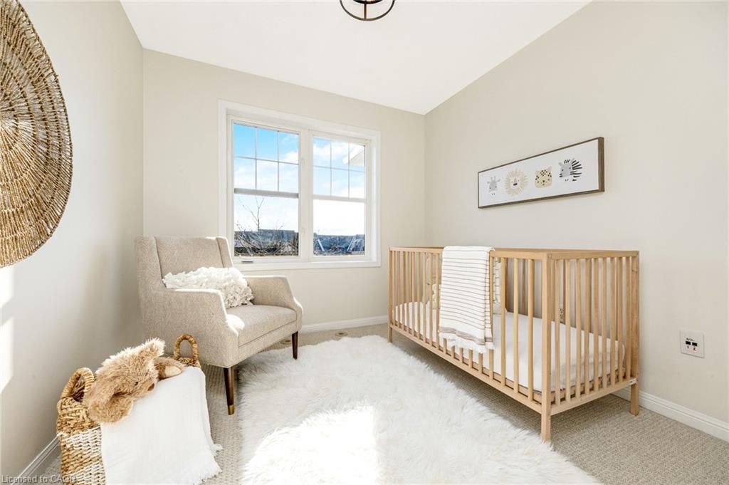 3187 Stornoway Circle, Oakville, ON - Indoor Photo Showing Bedroom