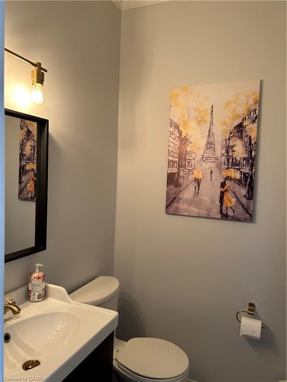 101 Dalgleish Avenue, Kingston, ON - Indoor Photo Showing Bathroom