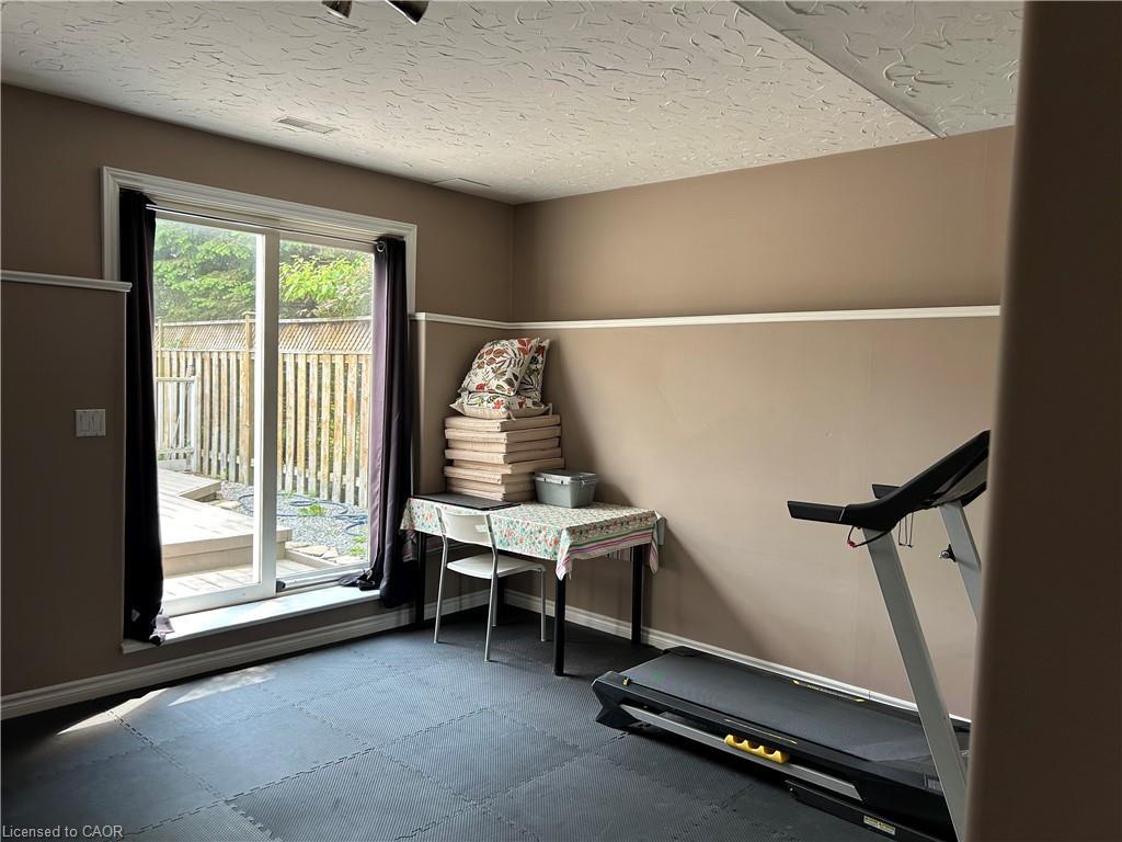 101 Dalgleish Avenue, Kingston, ON - Indoor Photo Showing Other Room